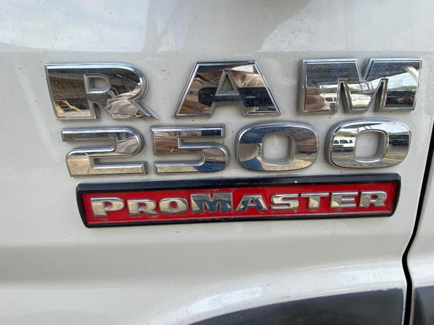 2017 White /Gray RAM Promaster (3C6TRVDG1HE) , located at 1687 Business 35 S, New Braunfels, TX, 78130, (830) 625-7159, 29.655487, -98.051491 - Photo#8